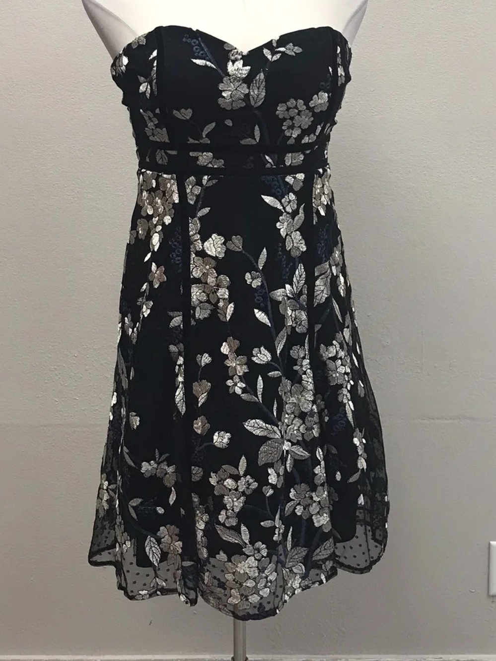 Lulus Embroidered Strapless Midi Dress- Size XL